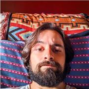 Formação e experiência na área técnica de TI